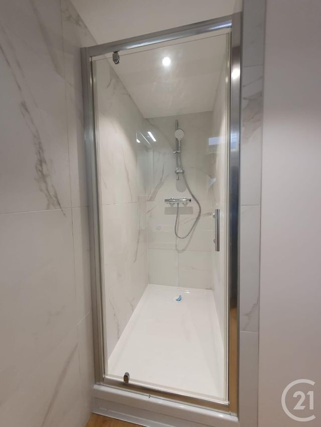 Appartement F3 &agrave; louer - 3 pi&egrave;ces - 67,28 m2 - Strasbourg - 67 - ALSACE