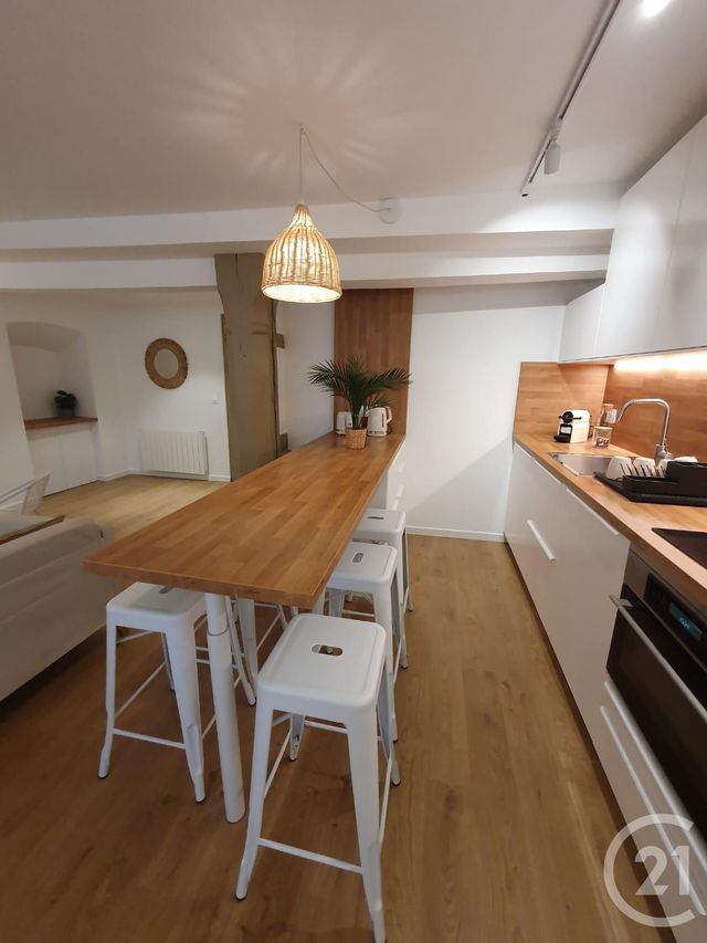 Appartement F3 &agrave; louer - 3 pi&egrave;ces - 67,28 m2 - Strasbourg - 67 - ALSACE