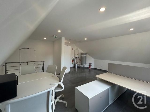 Local commercial à louer - 71.42 m2 - 67 - Bas-Rhin