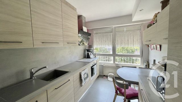 Appartement F4 &agrave; vendre - 5 pi&egrave;ces - 95,82 m2 - Illkirch Graffenstaden - 67 - ALSACE