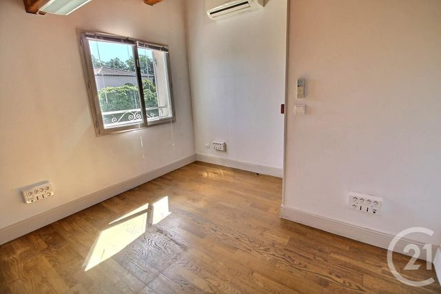 Bureaux à louer - 88.62 m2 - 33 - Gironde