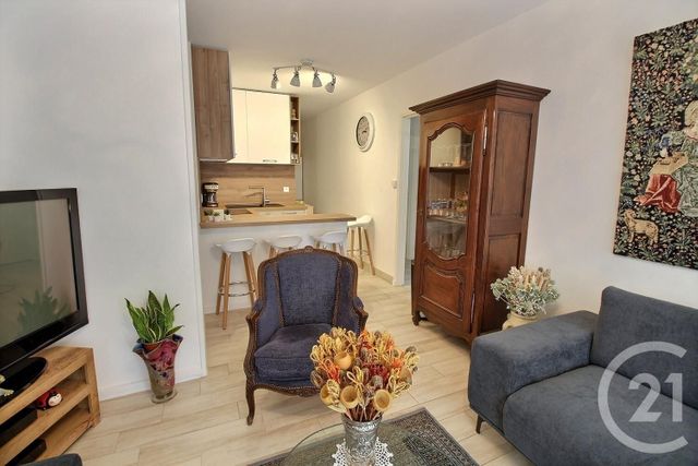 Appartement F4 à vendre - 4 pièces - 68,21 m2 - Merignac - 33 - AQUITAINE