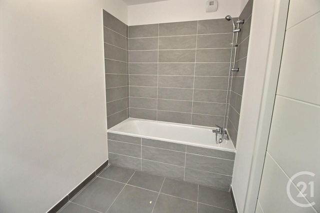 Appartement F3 à vendre - 3 pièces - 67 m2 - Merignac - 33 - AQUITAINE