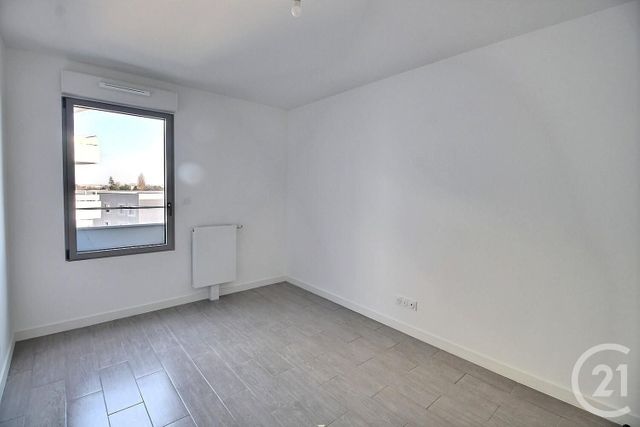 Appartement F3 à vendre - 3 pièces - 67 m2 - Merignac - 33 - AQUITAINE