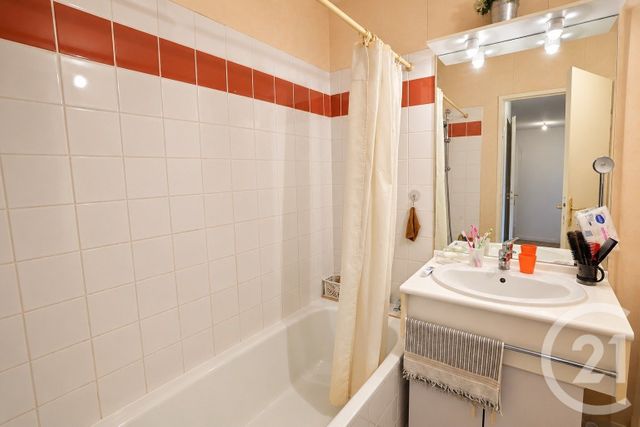 Appartement F3 &agrave; vendre - 3 pi&egrave;ces - 65,38 m2 - Merignac - 33 - AQUITAINE