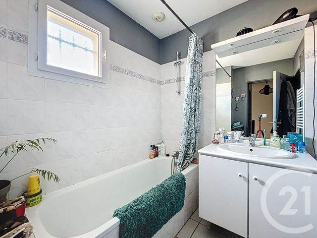 Maison à vendre - 4 pièces - 78 m2 - Merignac - 33 - AQUITAINE