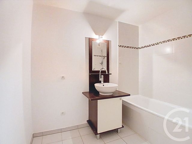 Appartement F3 &agrave; vendre - 3 pi&egrave;ces - 60 m2 - Merignac - 33 - AQUITAINE