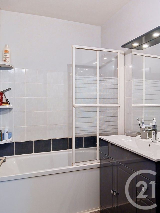 Appartement &agrave; vendre - 4 pi&egrave;ces - 72 m2 - Merignac - 33 - AQUITAINE