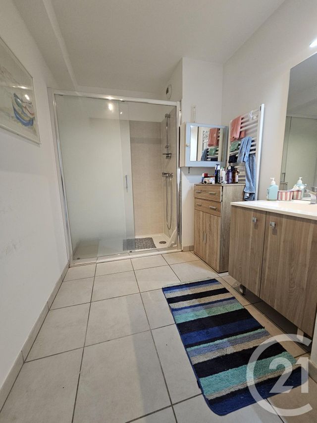 Appartement F3 &agrave; louer - 3 pi&egrave;ces - 69,48 m2 - Merignac - 33 - AQUITAINE