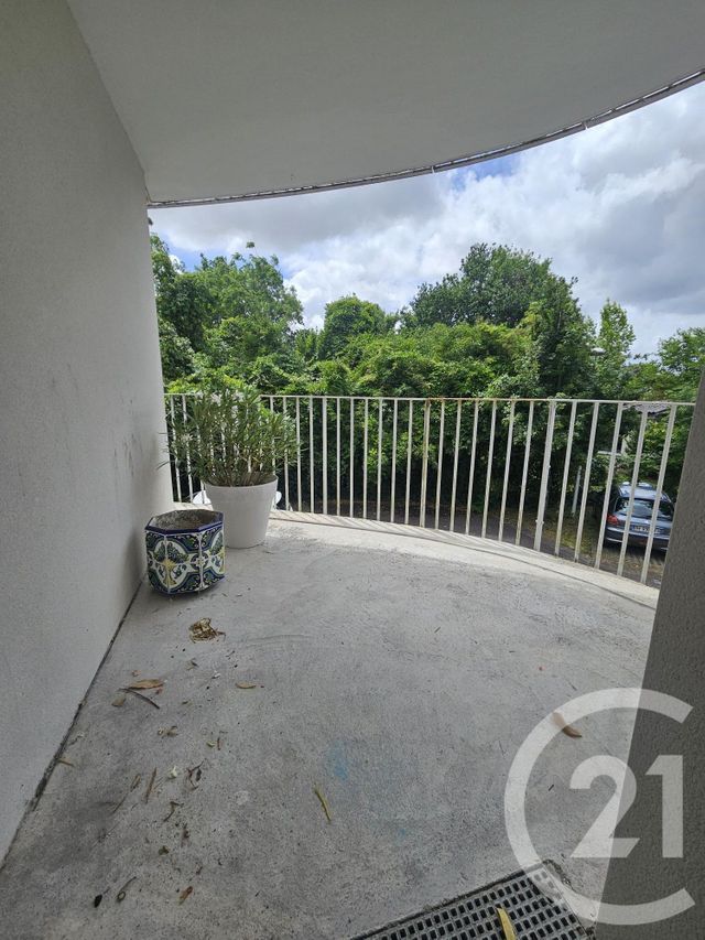 Appartement F3 &agrave; louer - 3 pi&egrave;ces - 69,48 m2 - Merignac - 33 - AQUITAINE