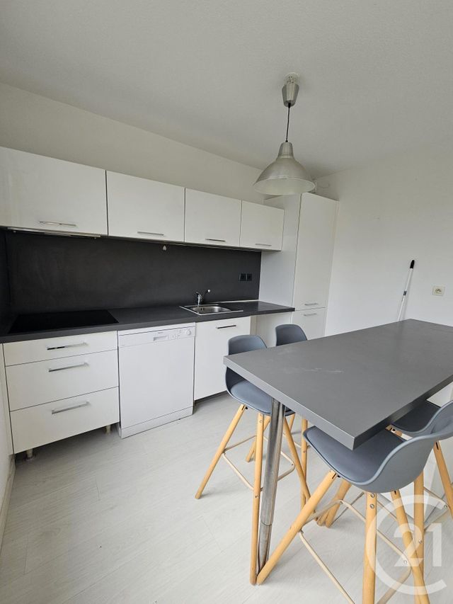 Maison &agrave; louer - 3 pi&egrave;ces - 56 m2 - Bordeaux - 33 - AQUITAINE