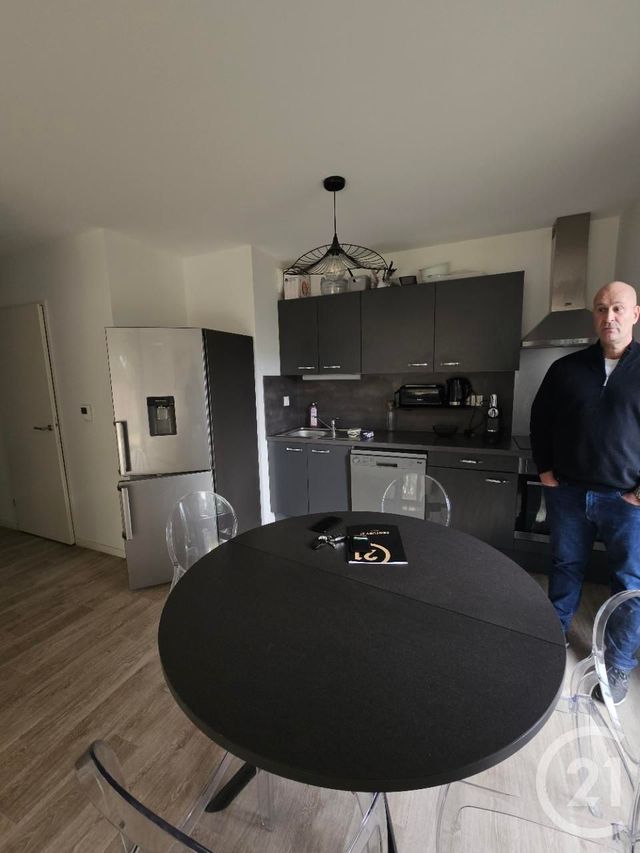 Appartement F3 &agrave; louer - 3 pi&egrave;ces - 65 m2 - Merignac - 33 - AQUITAINE