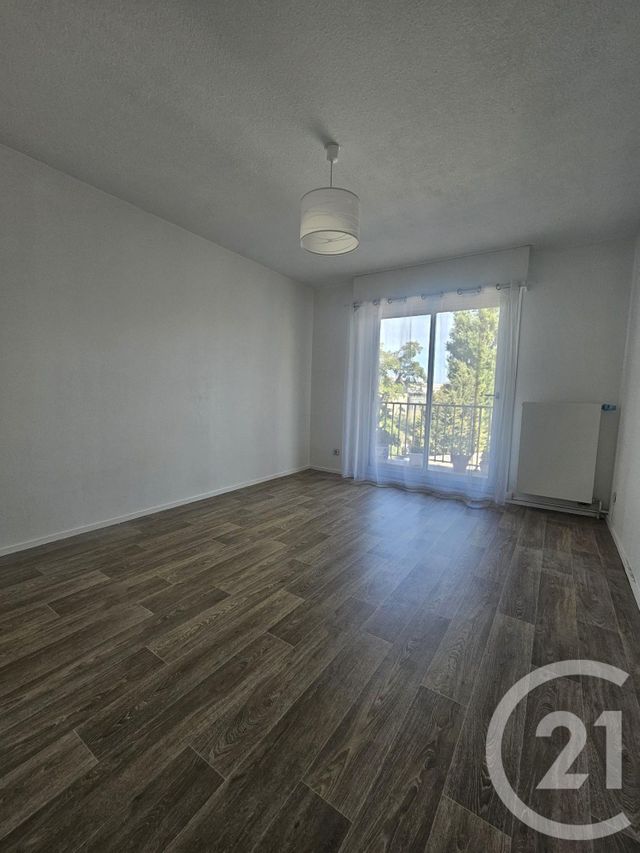 Appartement &agrave; louer - 3 pi&egrave;ces - 80,65 m2 - Merignac - 33 - AQUITAINE