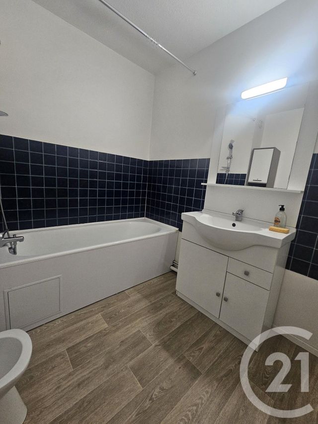 Appartement &agrave; louer - 3 pi&egrave;ces - 80,65 m2 - Merignac - 33 - AQUITAINE