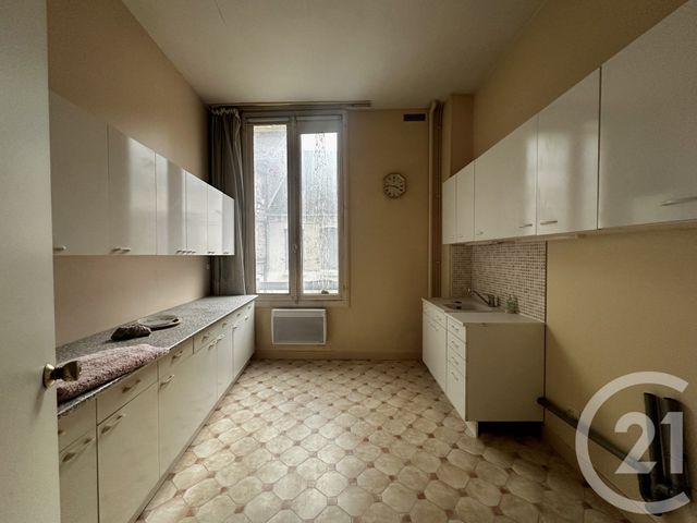 Immeuble &agrave; vendre - 384 m2 - Courtenay - 45 - CENTRE