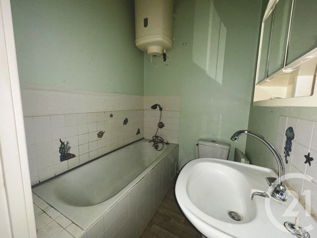 Immeuble &agrave; vendre - 384 m2 - Courtenay - 45 - CENTRE