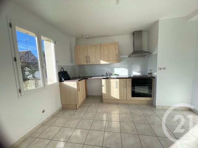 Maison &agrave; louer - 5 pi&egrave;ces - 104 m2 - Pannes - 45 - CENTRE