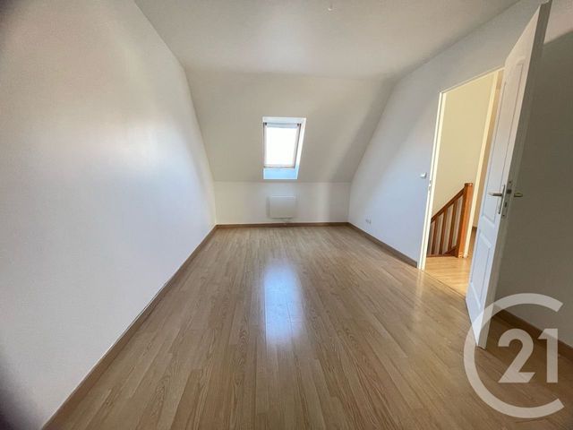 Maison &agrave; louer - 5 pi&egrave;ces - 104 m2 - Pannes - 45 - CENTRE