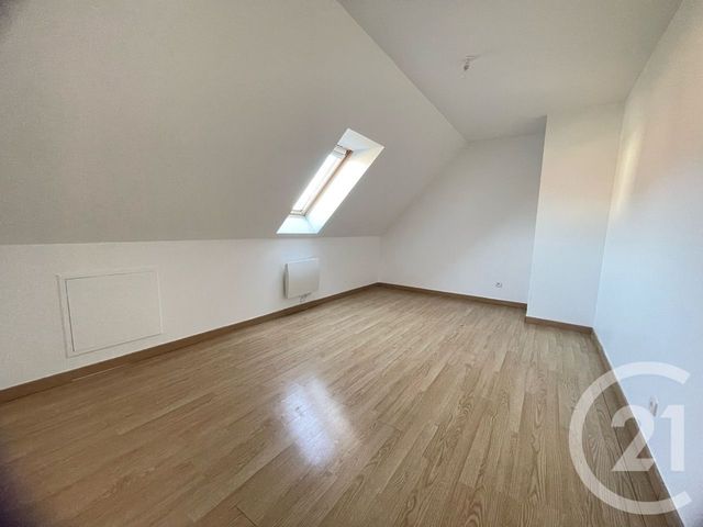 Maison &agrave; louer - 5 pi&egrave;ces - 104 m2 - Pannes - 45 - CENTRE