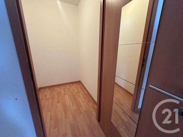 Appartement &agrave; vendre - 2 pi&egrave;ces - 52,77 m2 - Montargis - 45 - CENTRE