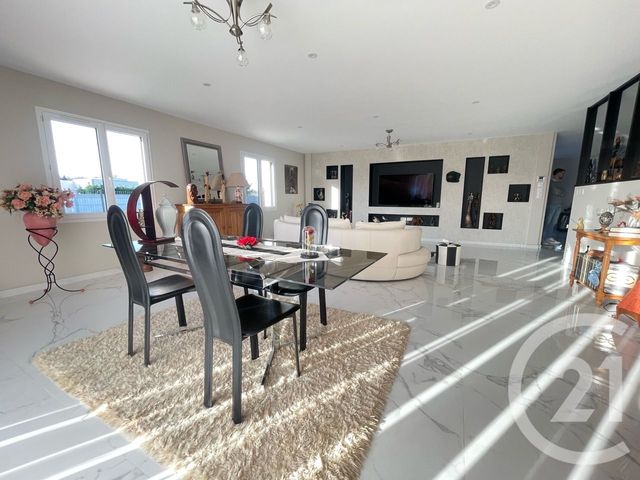 Maison &agrave; vendre - 7 pi&egrave;ces - 222 m2 - Corquilleroy - 45 - CENTRE