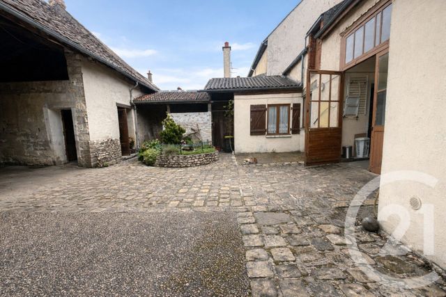 Maison &agrave; vendre - 7 pi&egrave;ces - 141 m2 - Boynes - 45 - CENTRE