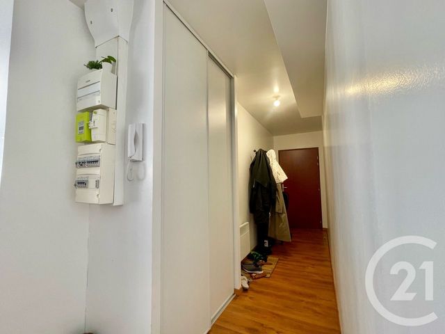 Appartement T3 à vendre - 3 pièces - 66 m2 - Montargis - 45 - CENTRE