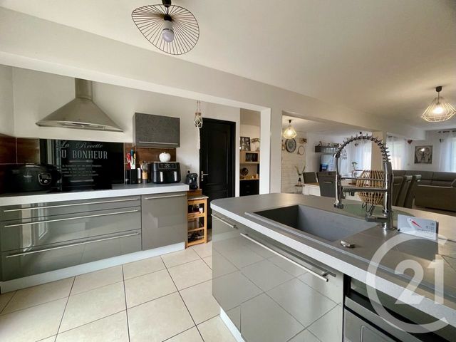 Maison à vendre - 7 pièces - 164,80 m2 - Amilly - 45 - CENTRE