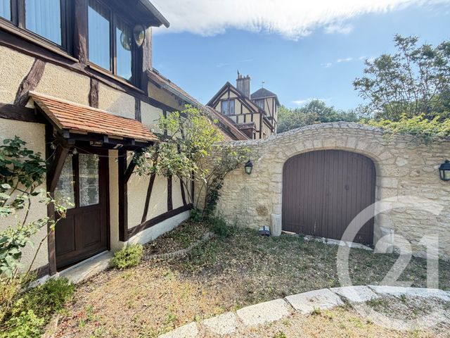 Maison &agrave; vendre - 12 pi&egrave;ces - 288 m2 - Montereau - 45 - CENTRE