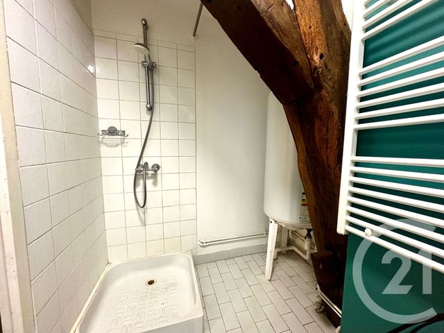 Appartement Studio à vendre - 1 pièce - 23,89 m2 - Montargis - 45 - CENTRE