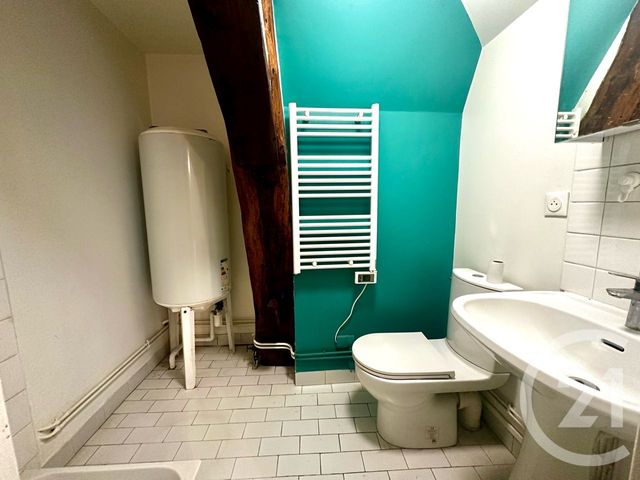 Appartement Studio à vendre - 1 pièce - 23,89 m2 - Montargis - 45 - CENTRE