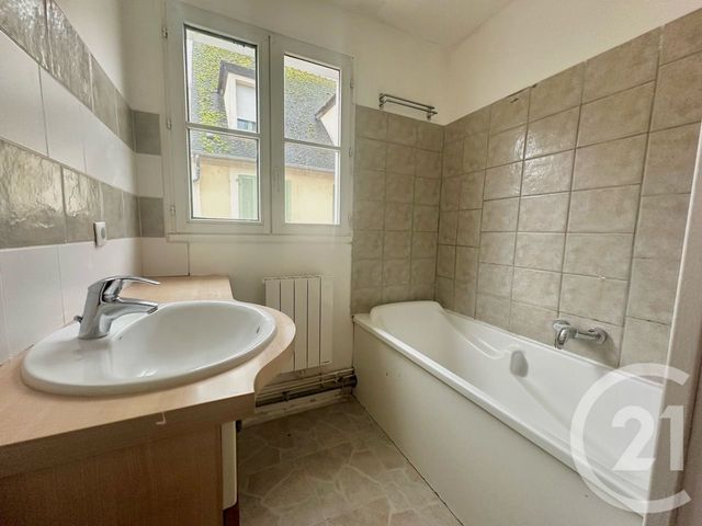 Appartement T3 à vendre - 3 pièces - 70,77 m2 - Montargis - 45 - CENTRE