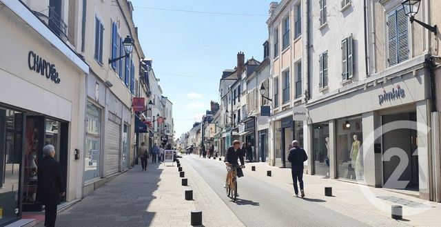 Appartement T3 à vendre - 3 pièces - 70,77 m2 - Montargis - 45 - CENTRE