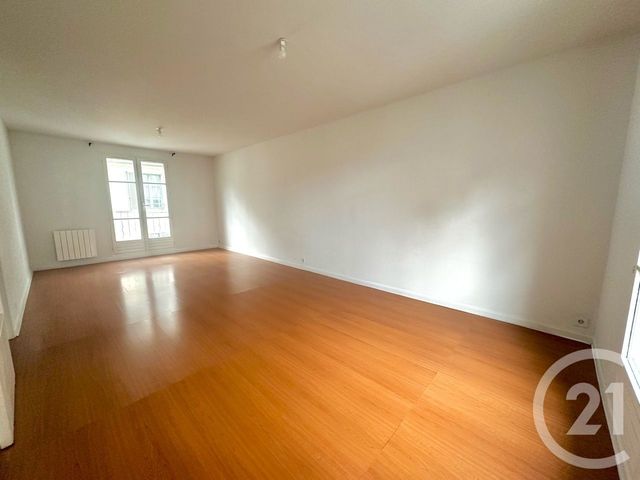 Appartement T3 à vendre - 3 pièces - 70,77 m2 - Montargis - 45 - CENTRE