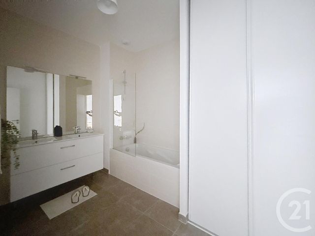 Appartement Duplex à vendre - 5 pièces - 105,75 m2 - Gradignan - 33 - AQUITAINE