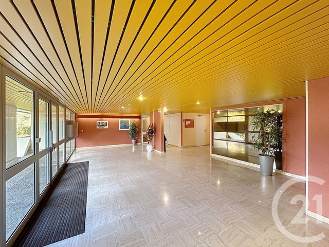 Appartement T4 à vendre - 4 pièces - 99 m2 - Gradignan - 33 - AQUITAINE