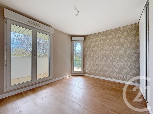 Appartement T5 &agrave; louer - 5 pi&egrave;ces - 110,17 m2 - Gradignan - 33 - AQUITAINE
