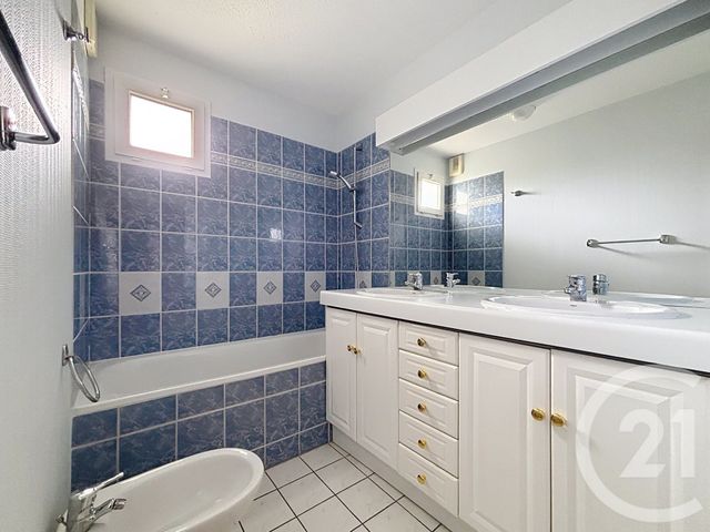 Appartement T5 &agrave; louer - 5 pi&egrave;ces - 110,17 m2 - Gradignan - 33 - AQUITAINE