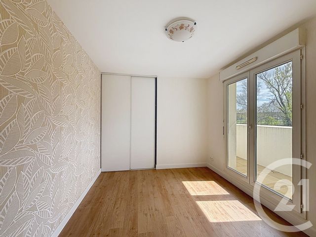 Appartement T5 &agrave; louer - 5 pi&egrave;ces - 110,17 m2 - Gradignan - 33 - AQUITAINE