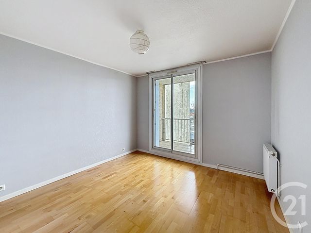 Appartement T4 &agrave; louer - 4 pi&egrave;ces - 93,77 m2 - Gradignan - 33 - AQUITAINE