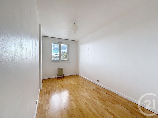 Appartement T4 &agrave; louer - 4 pi&egrave;ces - 93,77 m2 - Gradignan - 33 - AQUITAINE