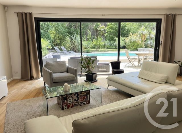 Maison &agrave; vendre - 10 pi&egrave;ces - 240 m2 - Cestas - 33 - AQUITAINE