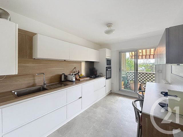 Appartement T5 &agrave; vendre - 6 pi&egrave;ces - 131,77 m2 - Gradignan - 33 - AQUITAINE