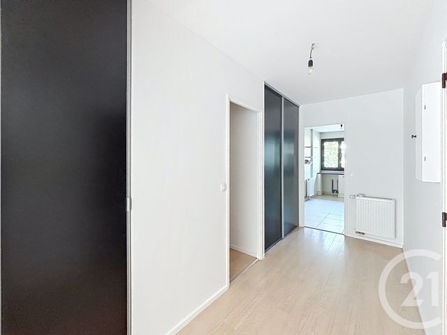Appartement T3 &agrave; louer - 3 pi&egrave;ces - 66,27 m2 - Gradignan - 33 - AQUITAINE