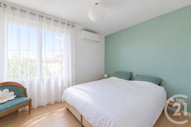 Maison &agrave; louer - 4 pi&egrave;ces - 82,09 m2 - Gradignan - 33 - AQUITAINE