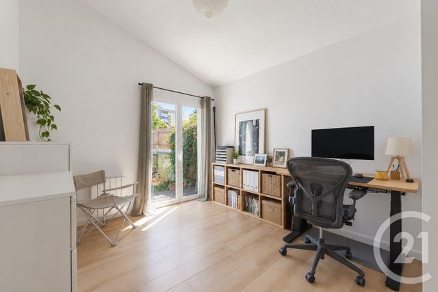 Maison &agrave; louer - 4 pi&egrave;ces - 82,09 m2 - Gradignan - 33 - AQUITAINE
