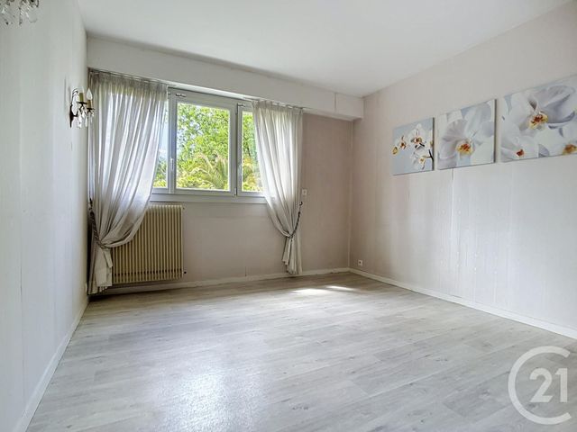 Appartement F5 &agrave; vendre - 5 pi&egrave;ces - 100,38 m2 - Gradignan - 33 - AQUITAINE