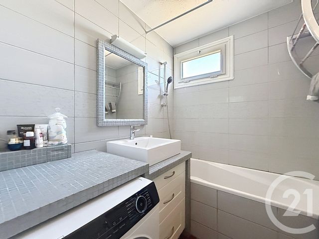 Appartement F4 &agrave; vendre - 4 pi&egrave;ces - 82,03 m2 - Gradignan - 33 - AQUITAINE
