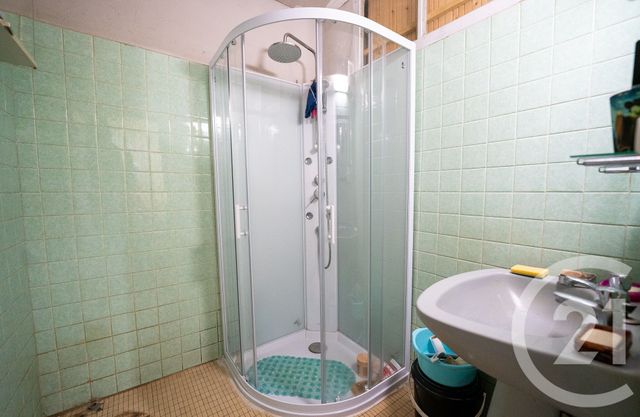 Appartement &agrave; vendre - 5 pi&egrave;ces - 75 m2 - Saujon - 17 - POITOU-CHARENTES