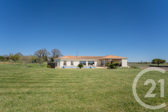 Maison &agrave; vendre - 8 pi&egrave;ces - 220 m2 - Arces - 17 - POITOU-CHARENTES